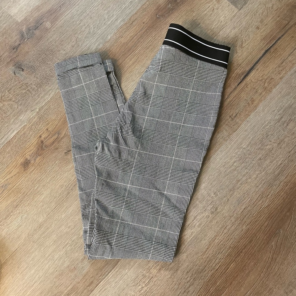 Women’s Gray Plaid Pants